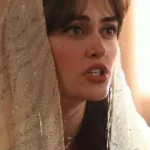 دانلود رمان دیوانه و سرگشته اثر محیا نگهبان بدون سانسور